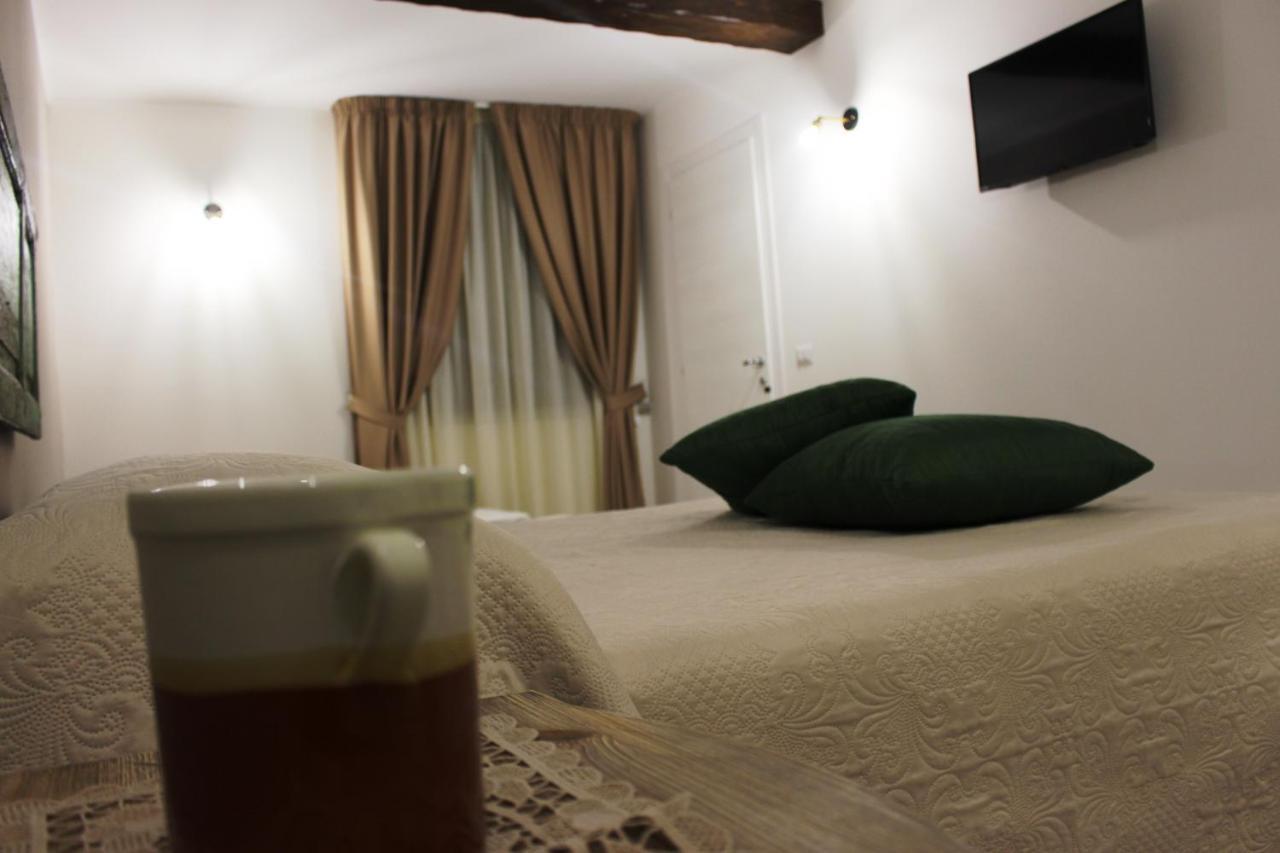 Casa Mazzone Bed & Breakfast Ciro Exterior photo