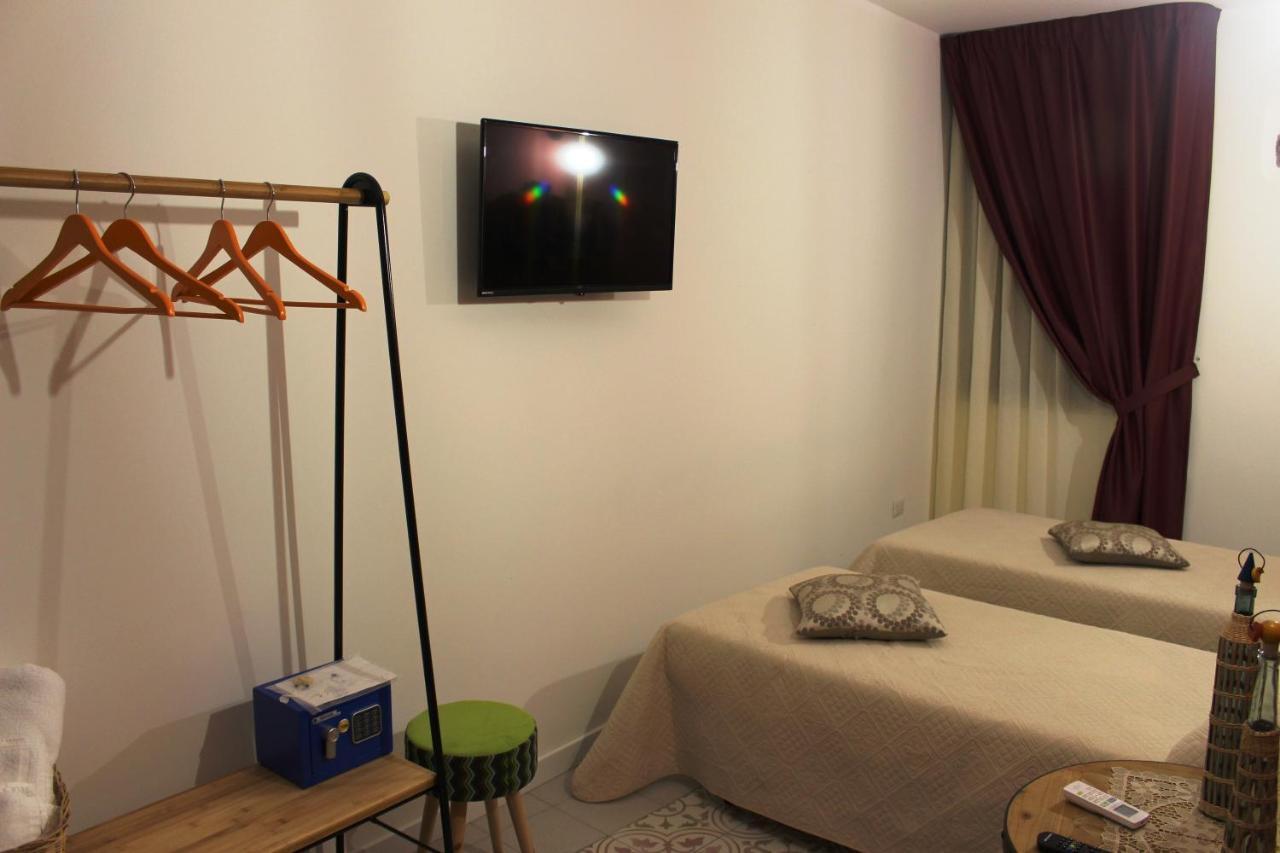 Casa Mazzone Bed & Breakfast Ciro Exterior photo