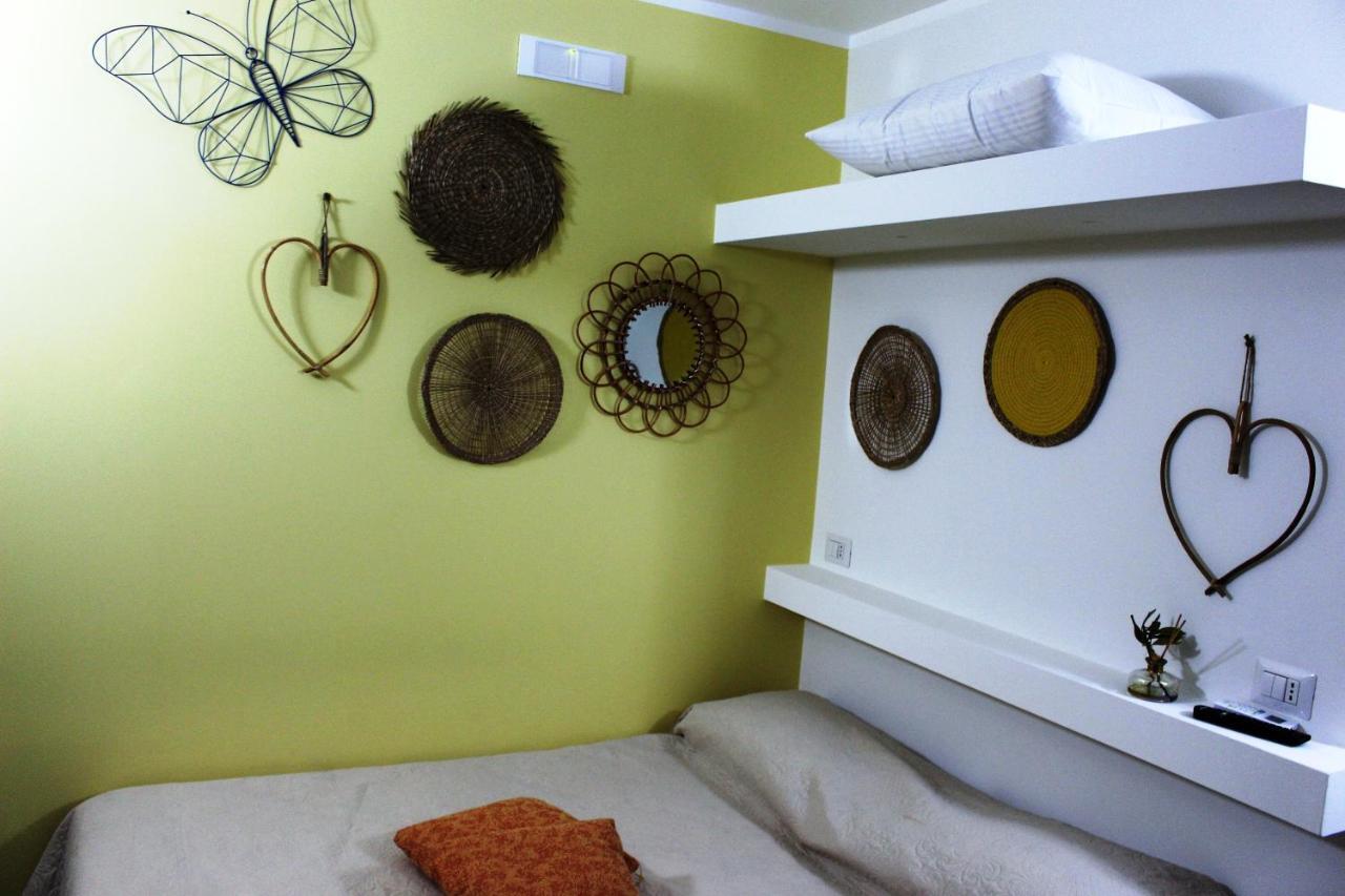 Casa Mazzone Bed & Breakfast Ciro Exterior photo